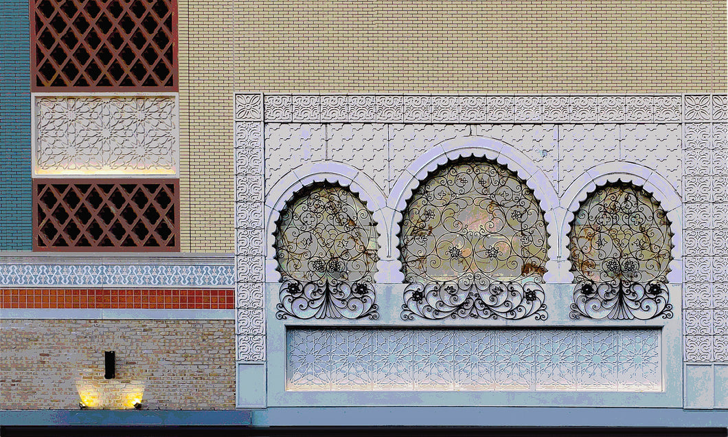 Plaza Wall